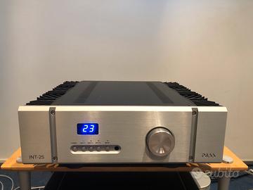 Pass INT 25 amplificatore integrato in classe a