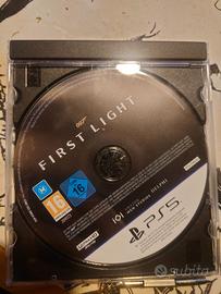 007 First light PS5 come nuovo no cover originale 