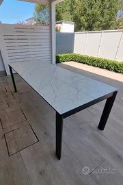 Tavolo Connubia Eminence piano in ceramica
