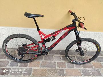 Bici da enduro INTENS tracer 275