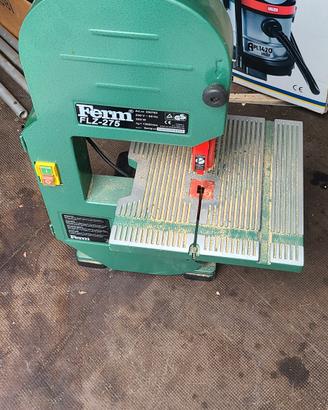 Segatrice a nastro per legno 