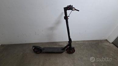 Monopattino elettrico vivo v25