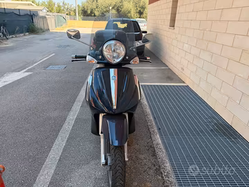 PIAGGIO BEVERLY 300 i.e.