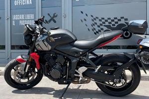 Triumph Trident 660 depotenziato A2