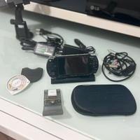 PlayStation psp 2003 accessori gps + gioco omaggio