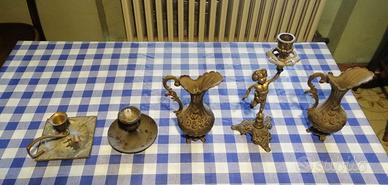 Oggetti vintage ottone: candelabri e vasi