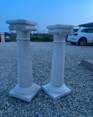 Coppia di colonne da giardino