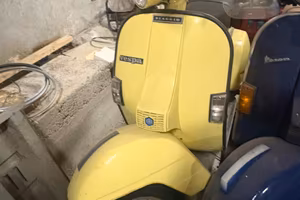 Vespa px 200