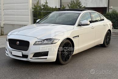 JAGUAR XF 3.0 D V6 300 CV aut. Prestige