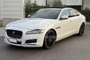 JAGUAR XF 3.0 D V6 300 CV aut. Prestige