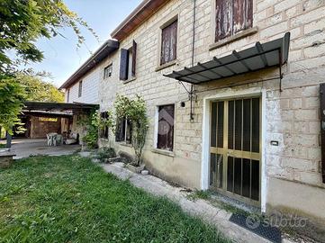 CASA INDIPENDENTE A GODEGA DI SANT'URBANO