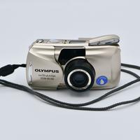 Olympus Stylus Epic Zoom 80 DLX point and shoot