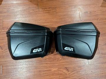 Bauletti laterali GIVI Monokey Cruiser da 22 litri