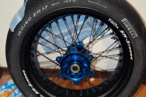 Cerchio 17x5 faba mozzo blu per KTM