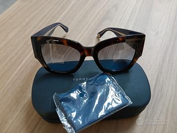 Occhiali Tommy Hilfiger come nuovi