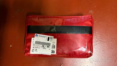 Kit pronto soccorso per auto più gilet