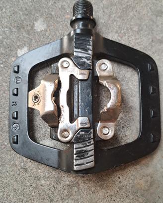 Pedali per bici da corsa o MTB