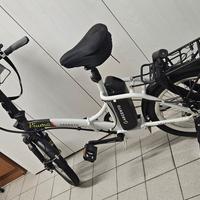 Bicicletta Epac pedalata assistita Piuma Argento 