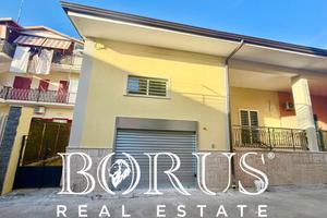 Soluzione indipendente zona stazione Sant'Antimo