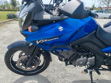 Suzuki V Strom DL 650, anno 2008