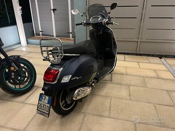 Vespa 310 GTS SUPER TECK