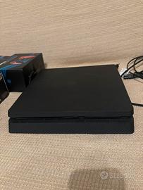 Playstation 4 + 3 gamepad + 7 giochi