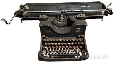 Macchina da scrivere vintage Olivetti m40