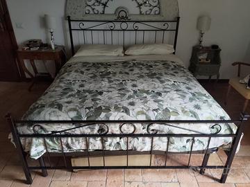 struttura letto in ferro