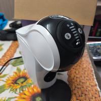 Macchina caffè delonghi genio s nescafè dolcegusto