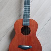 ukulele tenore
