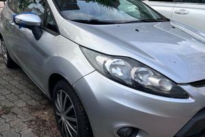 Ford Fiesta 1.2 82CV 3 porte Titanium 85000 km