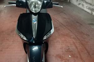 Liberty 50 4t euro 4 marciante 