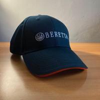 Cappello Beretta con visiera
