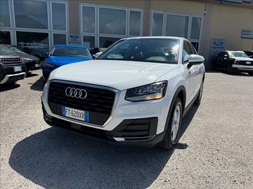 AUDI Q2 1.0 tfsi Business