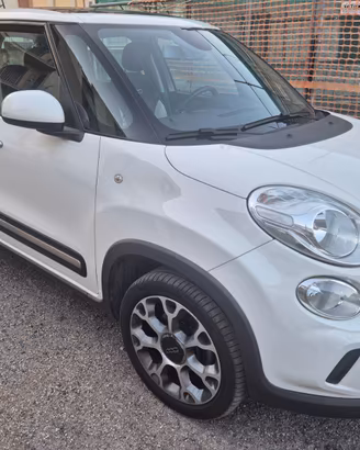 FIAT 500L Trekking 1.3 MJet -Solo 50.000 km-tettop