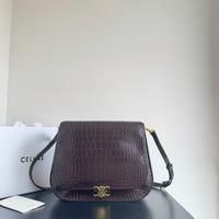 La nuova borsa a tracolla Besace di Celine