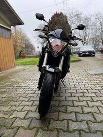 Honda Cb1000r