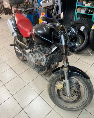 Ricambi Honda hornet 600 2001