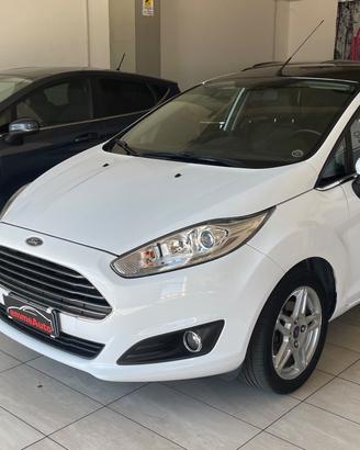 Ford Fiesta 1.5 TDCi 75CV 5 porte Black & White Ed