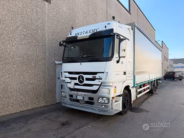 Mercedes Actros 3 assi