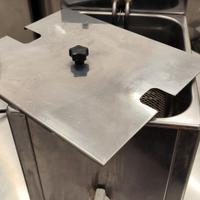 Friggitrice Becker 6lt usata da banco professional