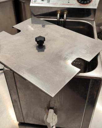 Friggitrice Becker 6lt usata da banco professional