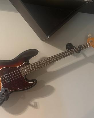 Squier classic vibe 60s basso