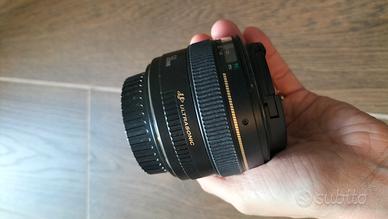 Canon EF 50mm f/1.4 USM.