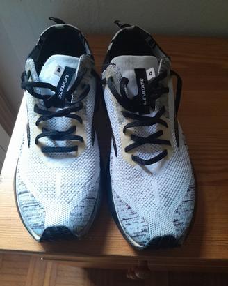 scarpe brooks