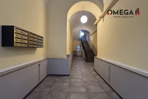 CENTRALE - Ristrutturato con terrazza di 35 mq.