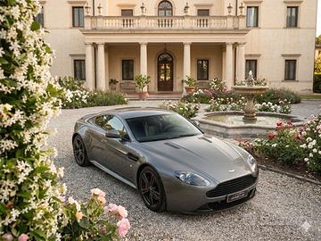 ASTON MARTIN VANTAGE V8