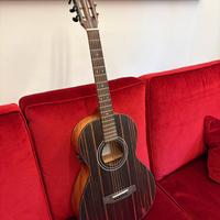 Chitarra acustica amplificata HB