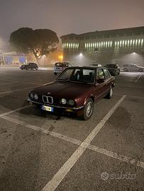BMW e30 316 coupe