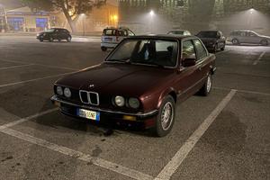 BMW e30 316 coupe
